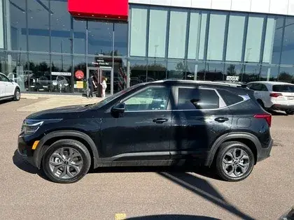 Kia Seltos 2024 photo 2