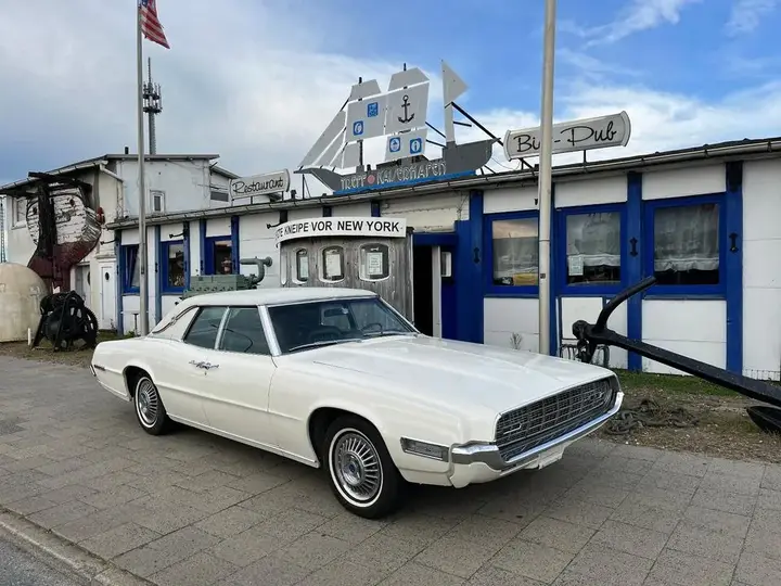 Ford Thunderbird