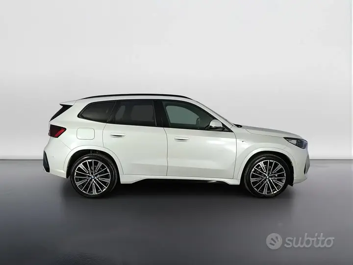 BMW X1 2024 photo 3