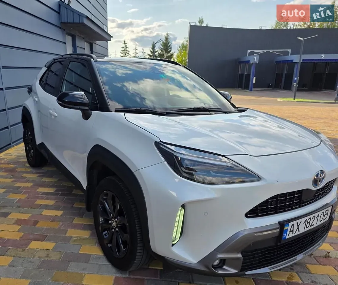 Toyota Yaris Cross 2024 photo 2