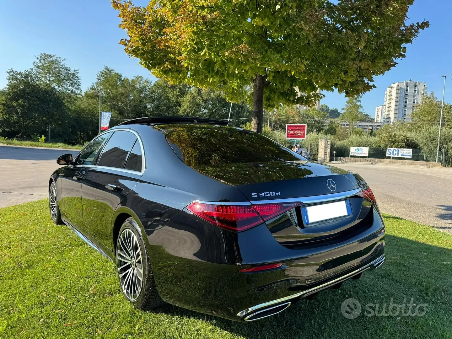 Mercedes-Benz S-Class 2023 photo 3