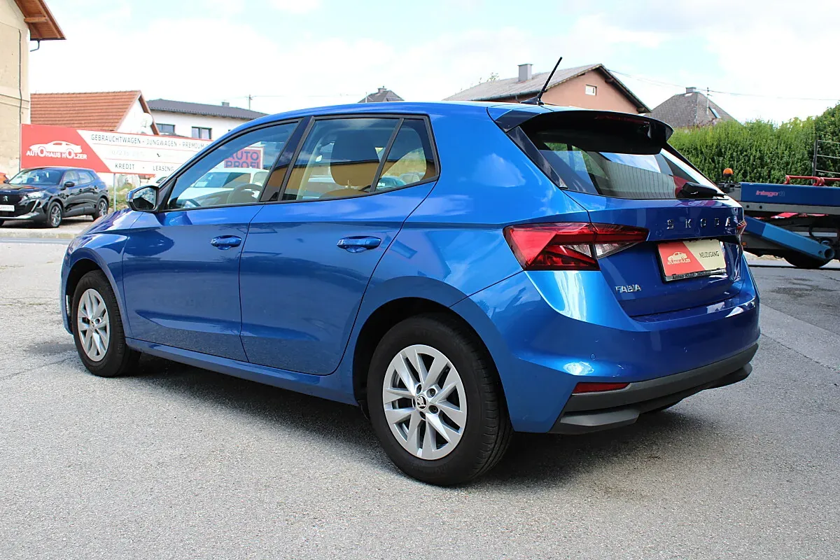 Skoda Fabia 2024 photo 2