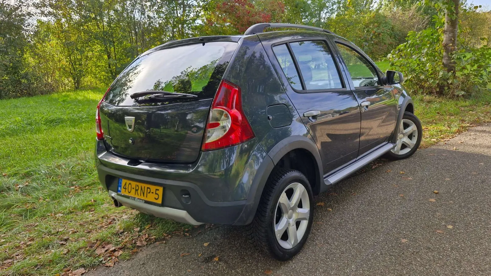 Dacia Sandero 2011 photo 5