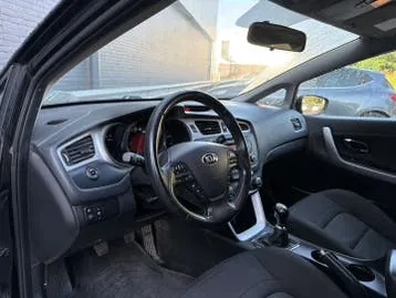 Kia Ceed 2013 photo 3