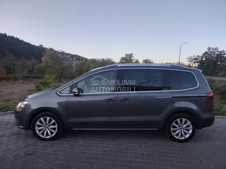 Volkswagen Sharan 2010 photo 5