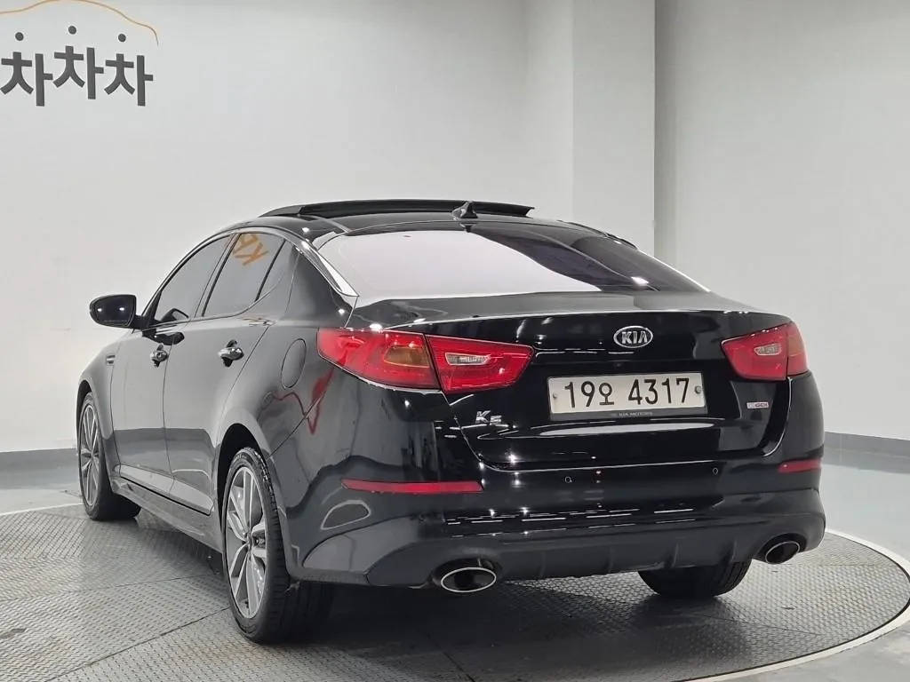 Kia K5 2014 photo 2