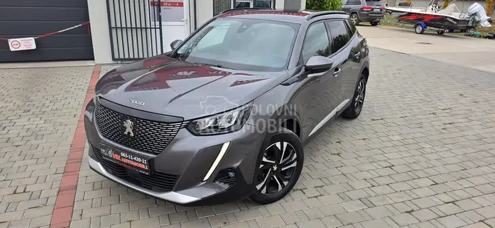 Peugeot 2008 2021 photo 5