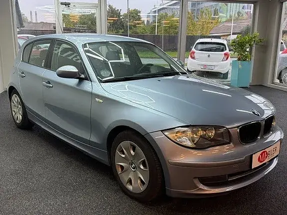 BMW 118D 2008 photo 3