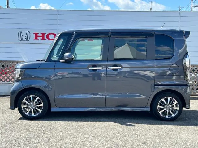 Honda N-Box 2022 photo 3