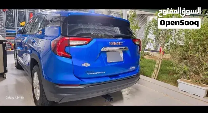 GMC Terrain 2024 photo 2