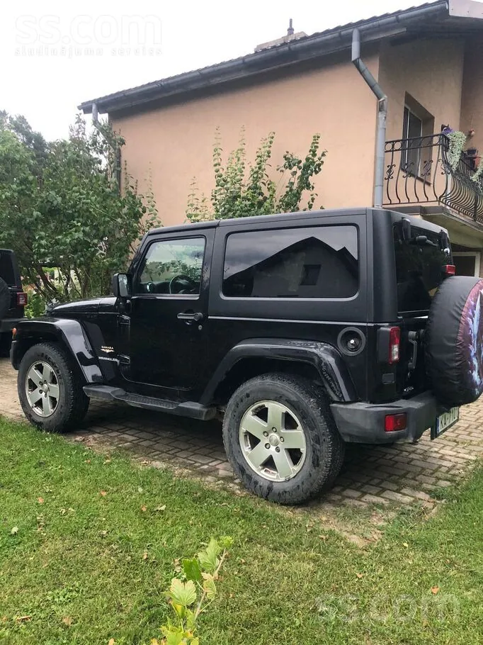 Jeep Wrangler 2012 photo 3