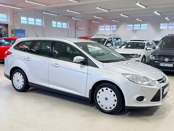 Ford Focus 2013 photo 2