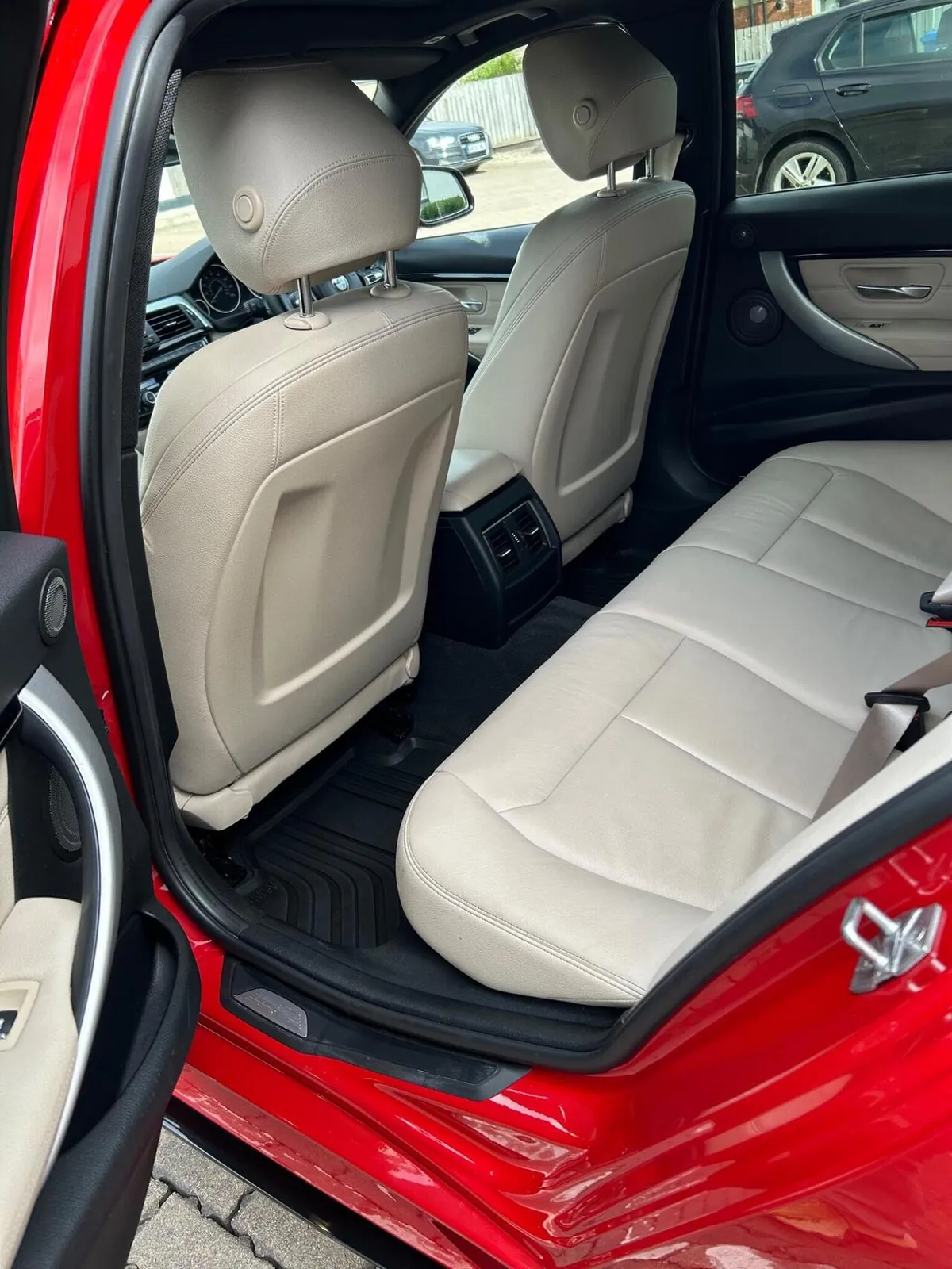 BMW 3 Series 2015 photo 5