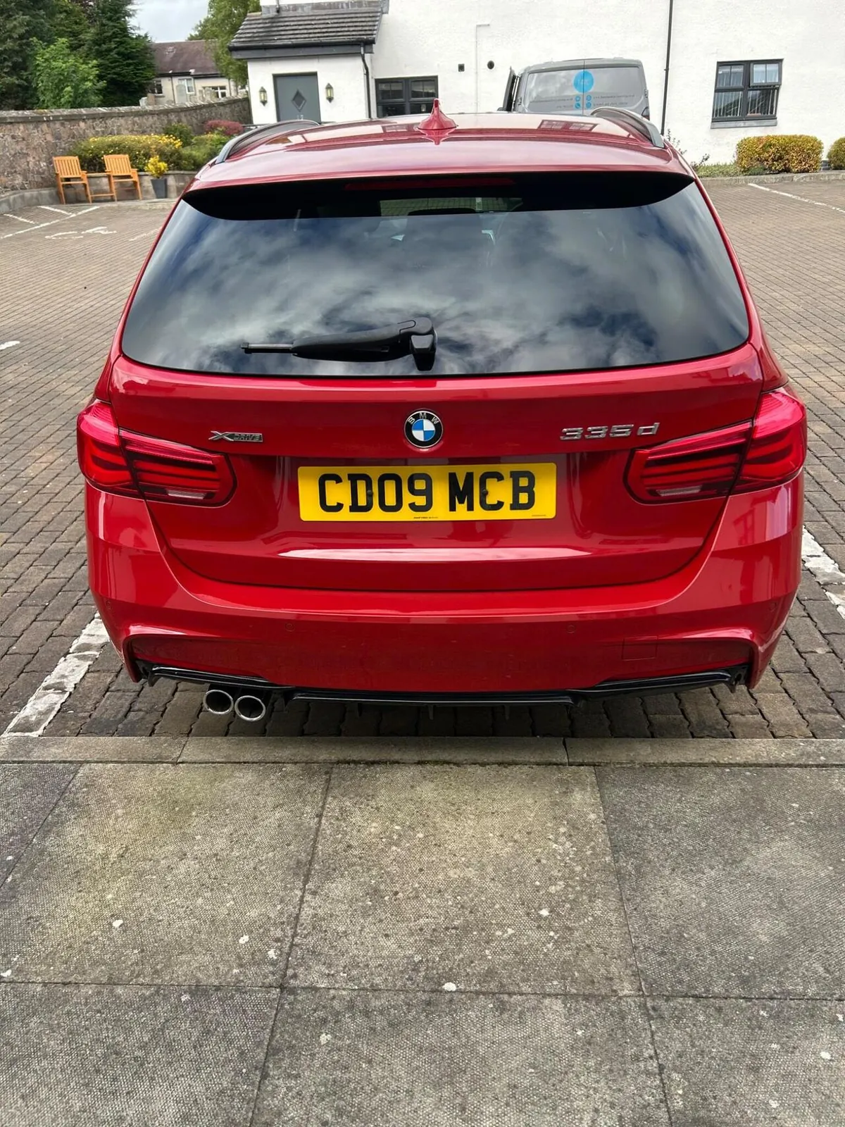 BMW 3 Series 2015 photo 2