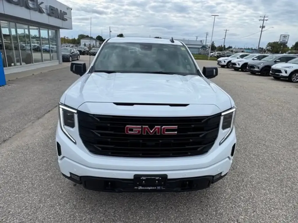 GMC Sierra 1500 2026 photo 2