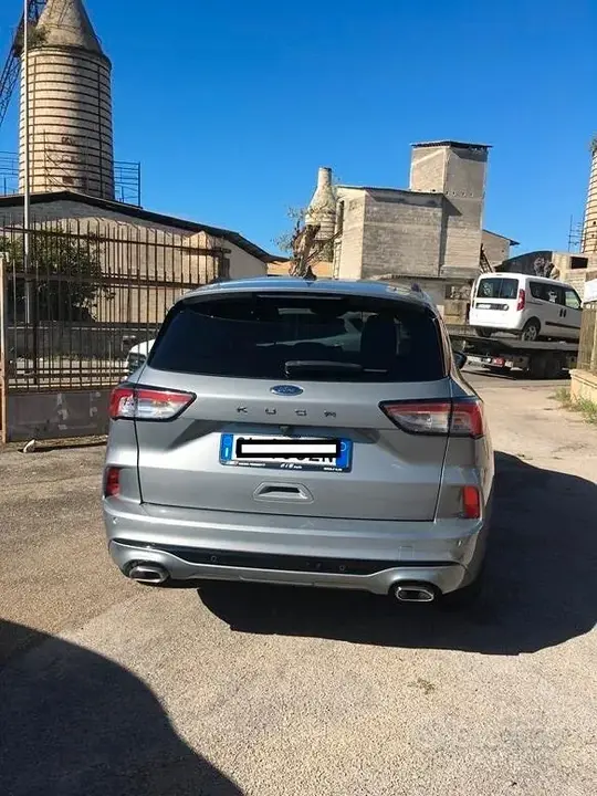 Ford Kuga 2022 photo 3