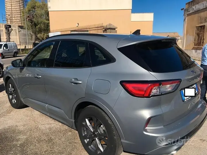 Ford Kuga 2022 photo 4