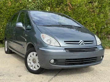 Citroen Xsara Picasso 2010 photo 2