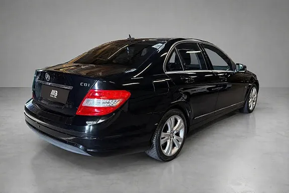 Mercedes-Benz C220 2011 photo 5