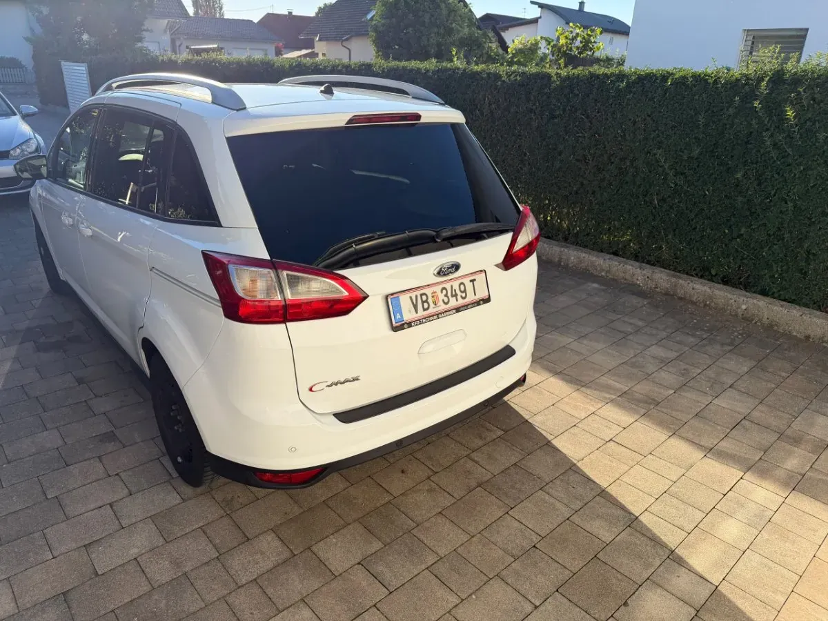 Ford C-Max 2013 photo 3