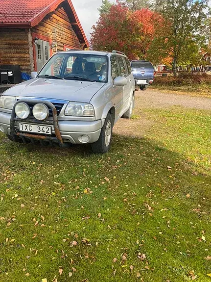 Suzuki Grand Vitara 2003 photo 2