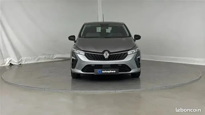 Renault Clio 2025 photo 2