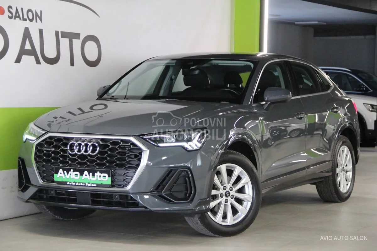 Audi Q3 2022 photo 2