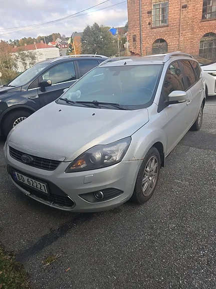 Ford Focus 2009 photo 3