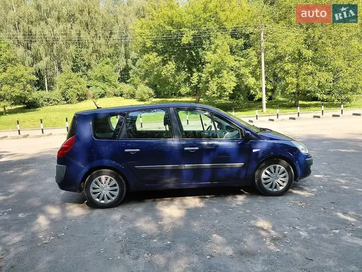 Renault Grand Scenic 2008 photo 2