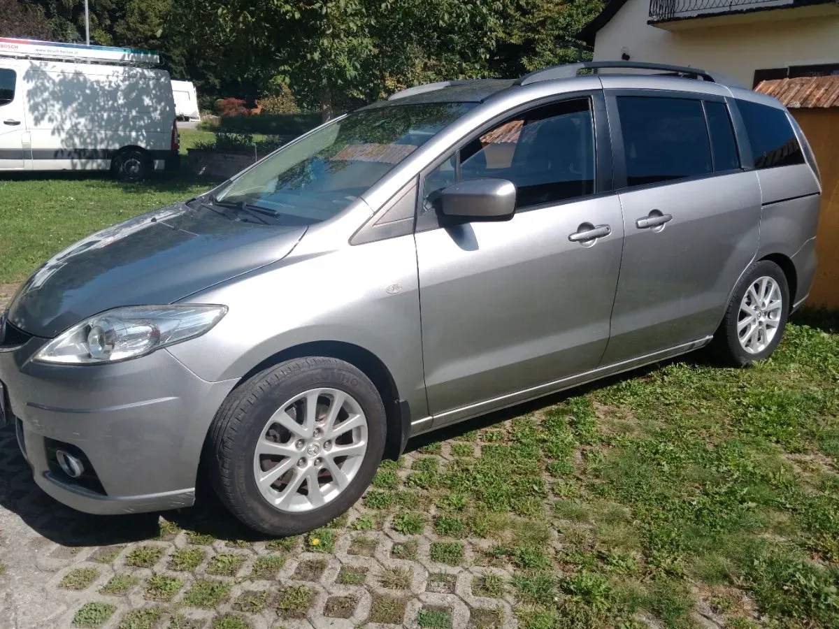 Mazda Mazda5
