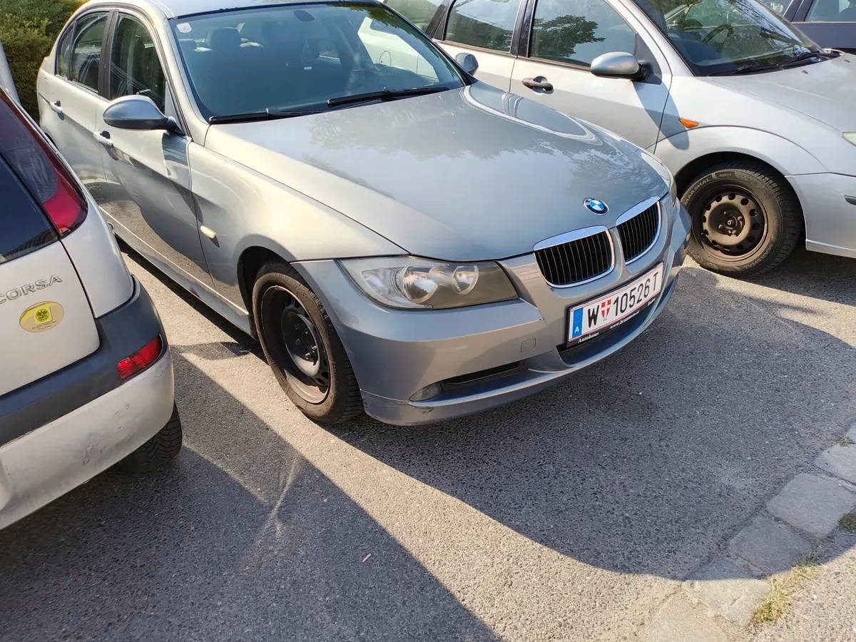BMW 3 Series 2007 photo 2