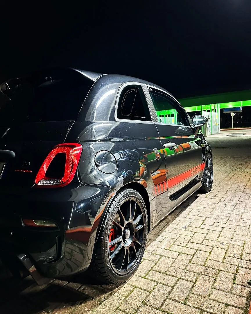 Abarth 595 2018 photo 3