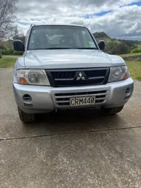 Mitsubishi Pajero 2005 photo 3