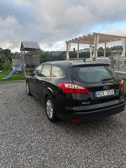 Ford Focus 2013 photo 4