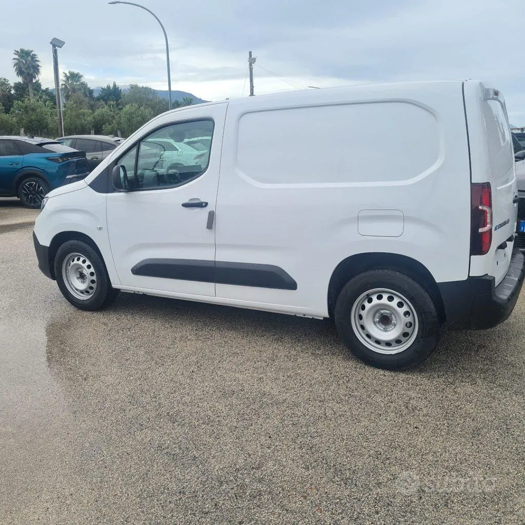 Fiat Doblo 2025 photo 3