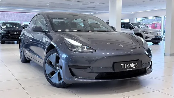 Tesla Model 3 2022 photo 3