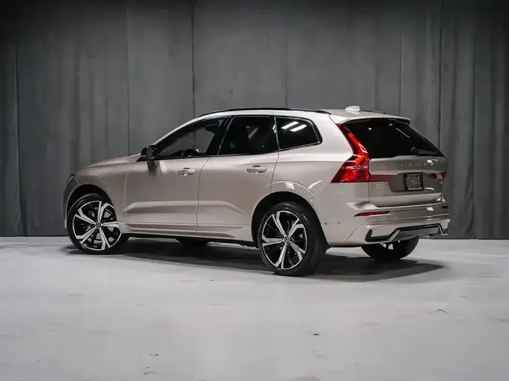 Volvo Xc60 2023 photo 4