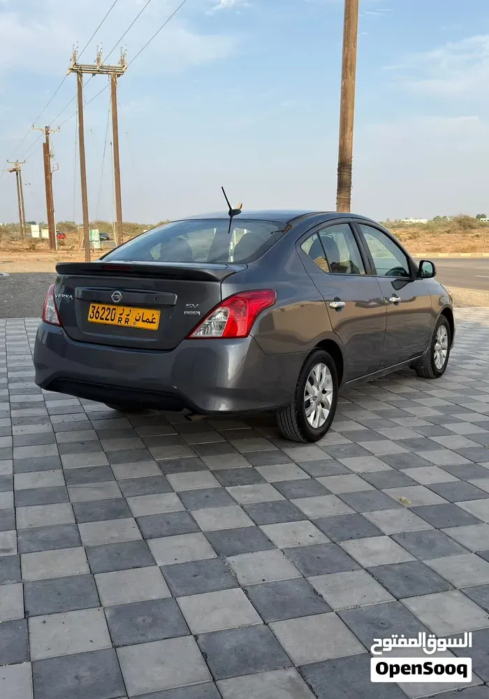 Nissan Versa 2017 photo 4