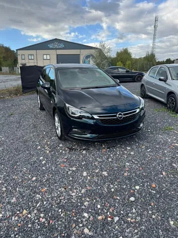 Opel Astra 2016 photo 2