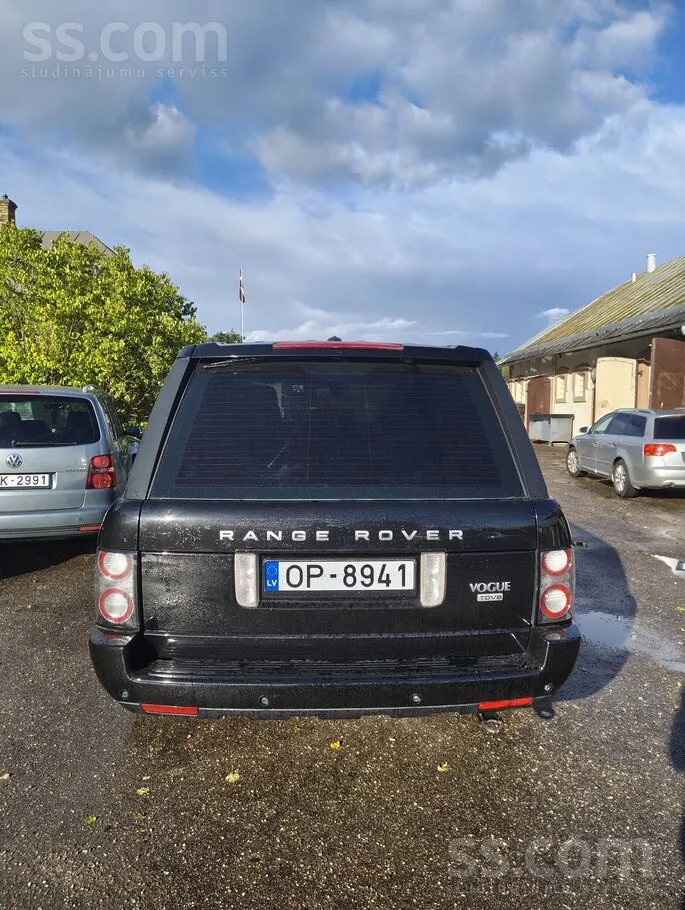 Land Rover Range Rover 2010 photo 3