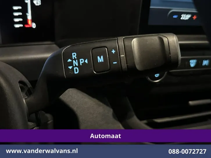 Ford Transit Custom 2024 photo 2
