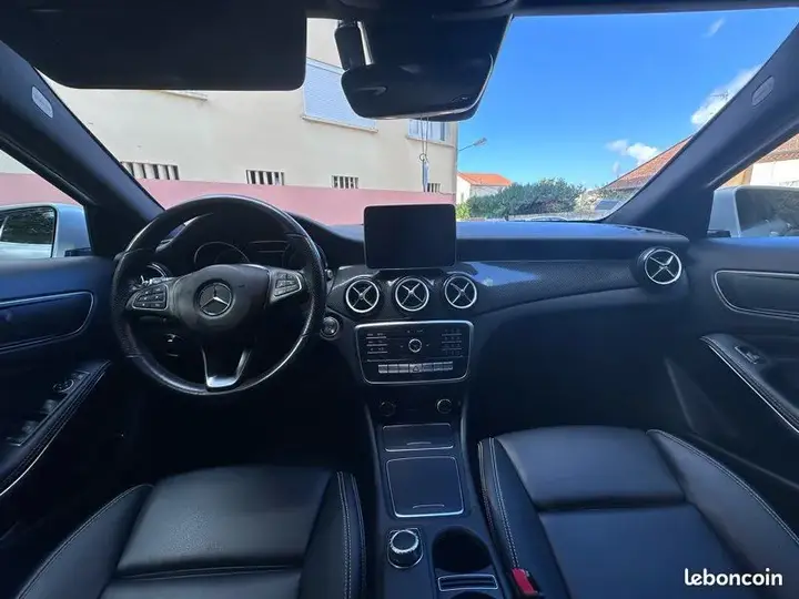 Mercedes-Benz Gla 2019 photo 3