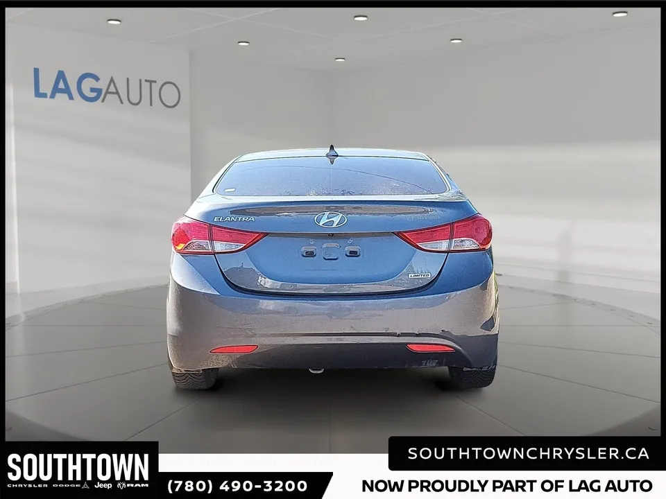 Hyundai Elantra 2013 photo 3