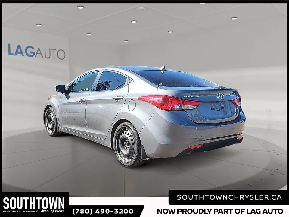 Hyundai Elantra 2013 photo 4