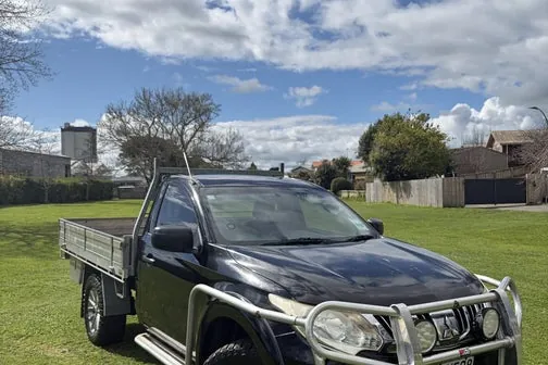 Mitsubishi Triton