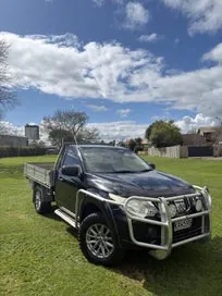 Mitsubishi Triton 2016 photo 2
