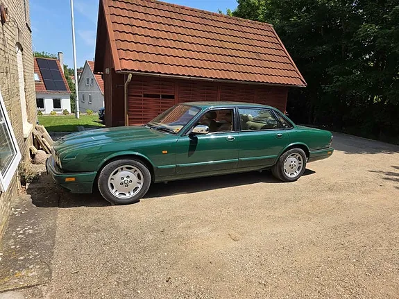 Jaguar Xj6 1996 photo 2