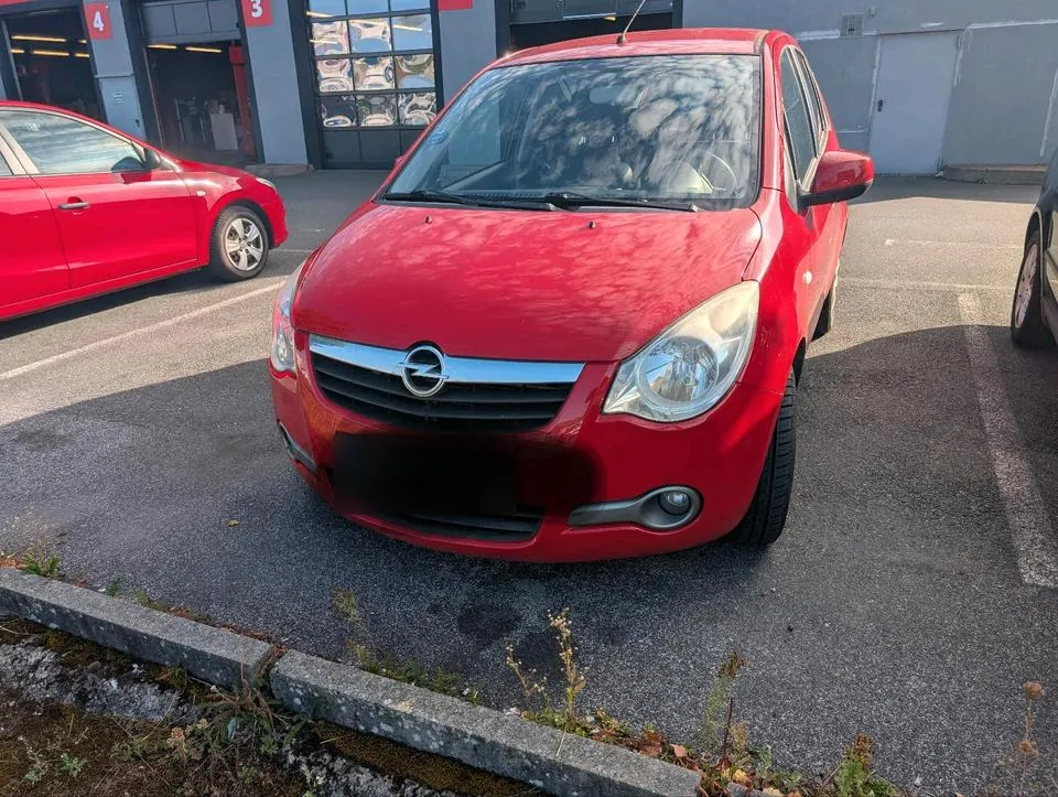 Opel Agila