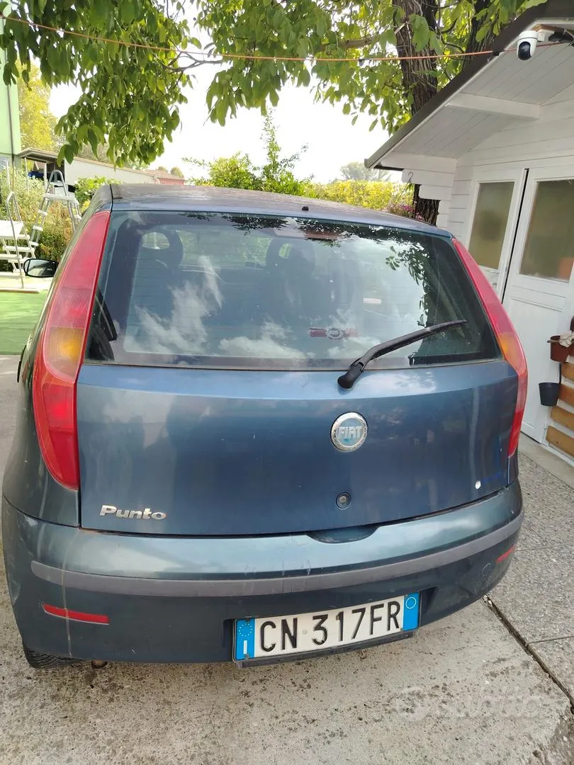 Fiat Punto 2004 photo 3
