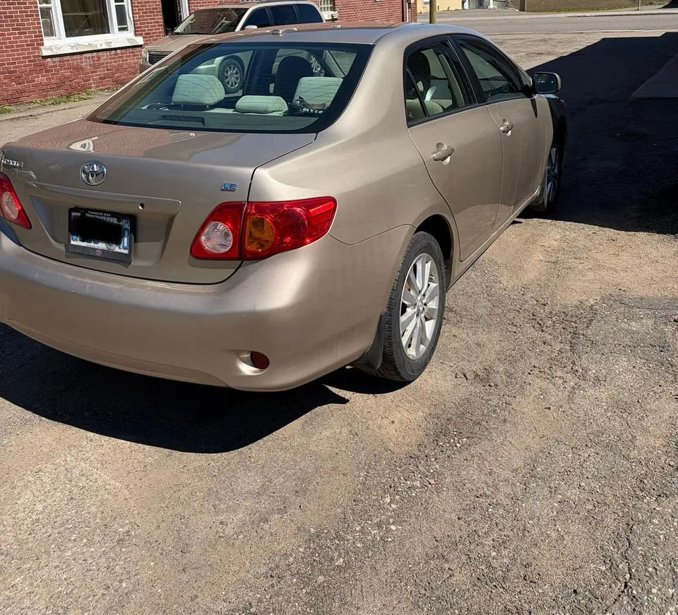 Toyota Corolla 2010 photo 2